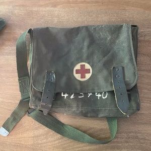 Vintage German medic pouch with red cross and hand written serial number !